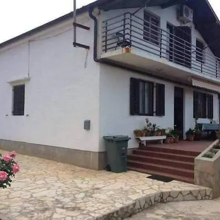 Apartmán Vojna